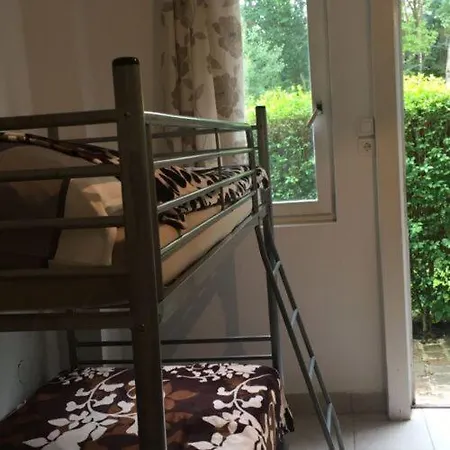 Misu - Haza 게스트하우스 Kerkakutas